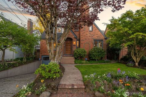 6844 31st Avenue NE Seattle WA 98115