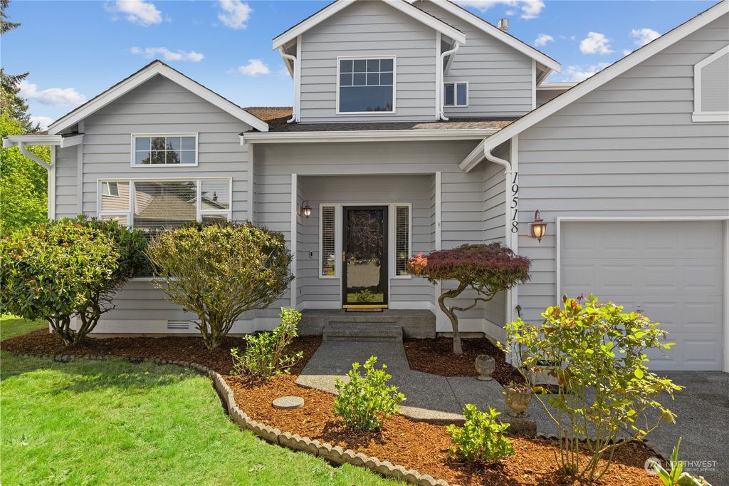 Photo of 19518 6th Avenue S, Des Moines, WA 98148 (MLS # 2065651)