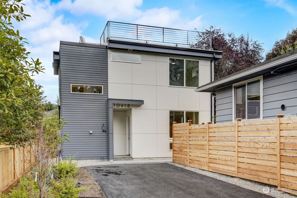 Photo of 10418 Roosevelt Way NE #B, Seattle, WA 98125 (MLS # 2148702)