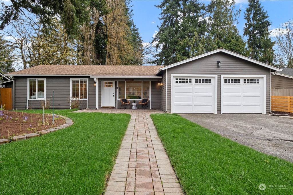 Photo of 21213 3rd Avenue W, Bothell, WA 98021 (MLS # 2219402)