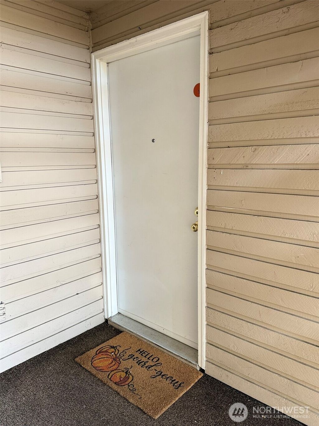 Photo of 17527 149th Avenue SE #B2, Renton, WA 98058 (MLS # 2513867)