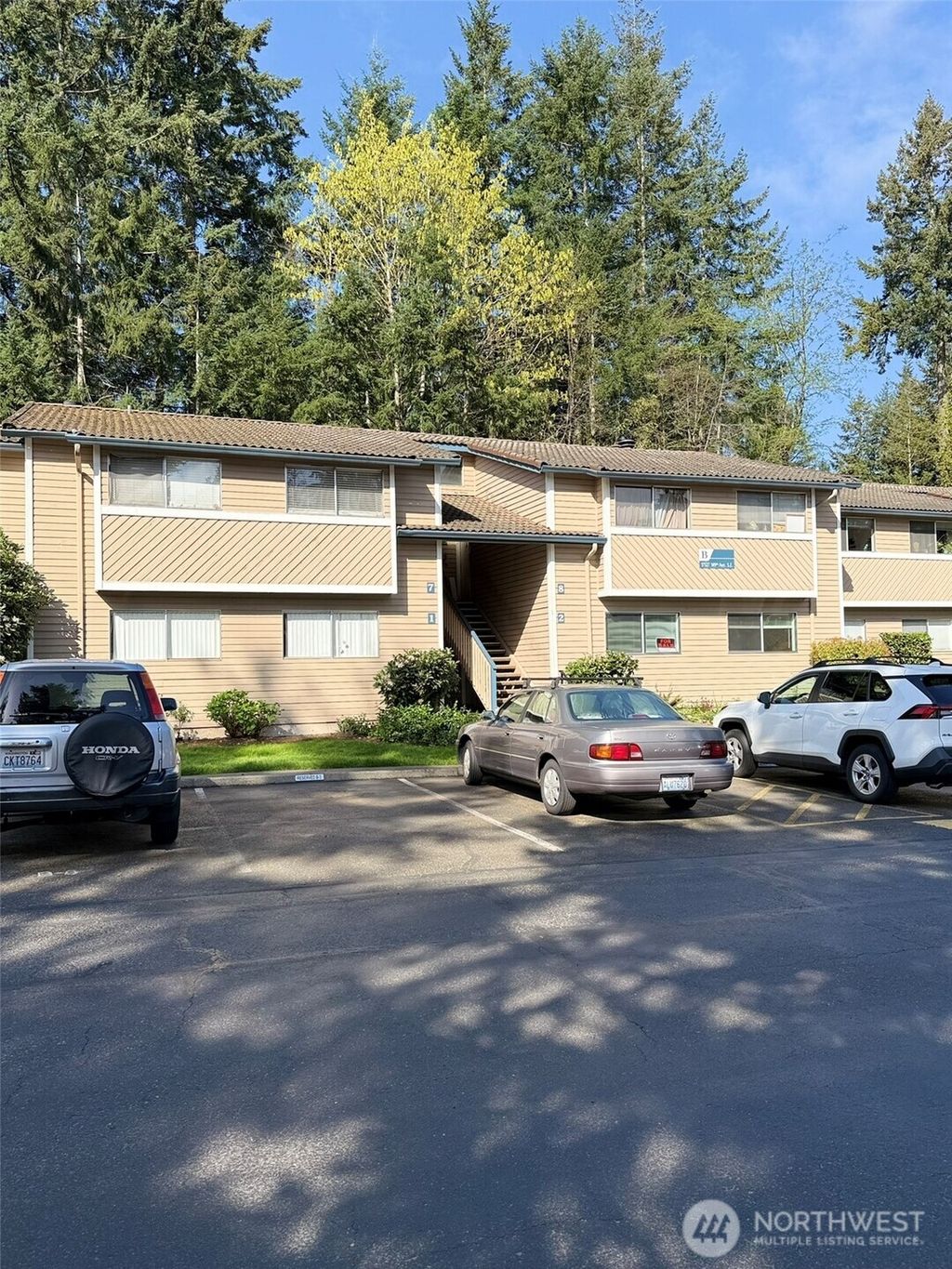 Photo of 17527 149th Avenue SE #B2, Renton, WA 98058 (MLS # 2513867)