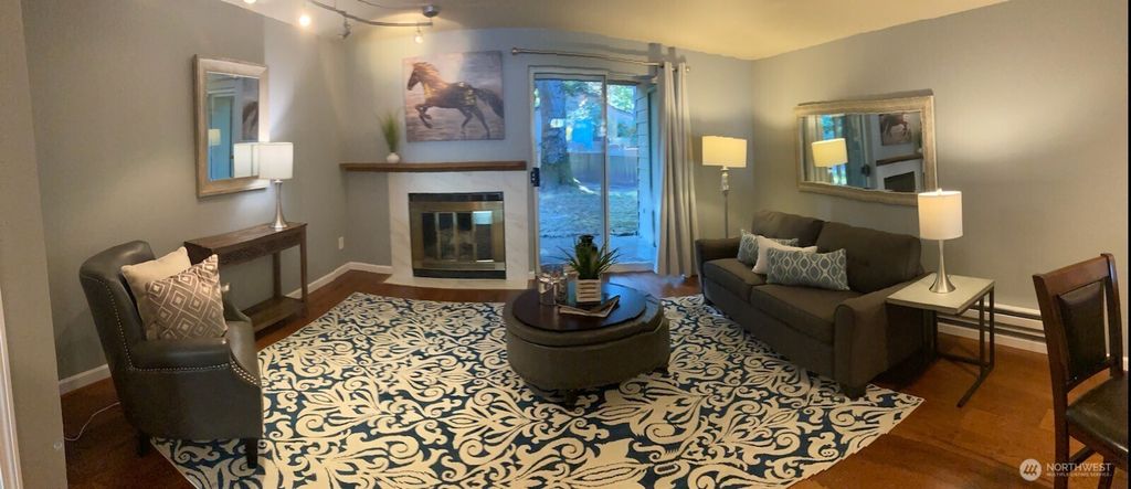 Photo of 220 Newport Way NW #E38, Issaquah, WA 98027 (MLS # 2465883)