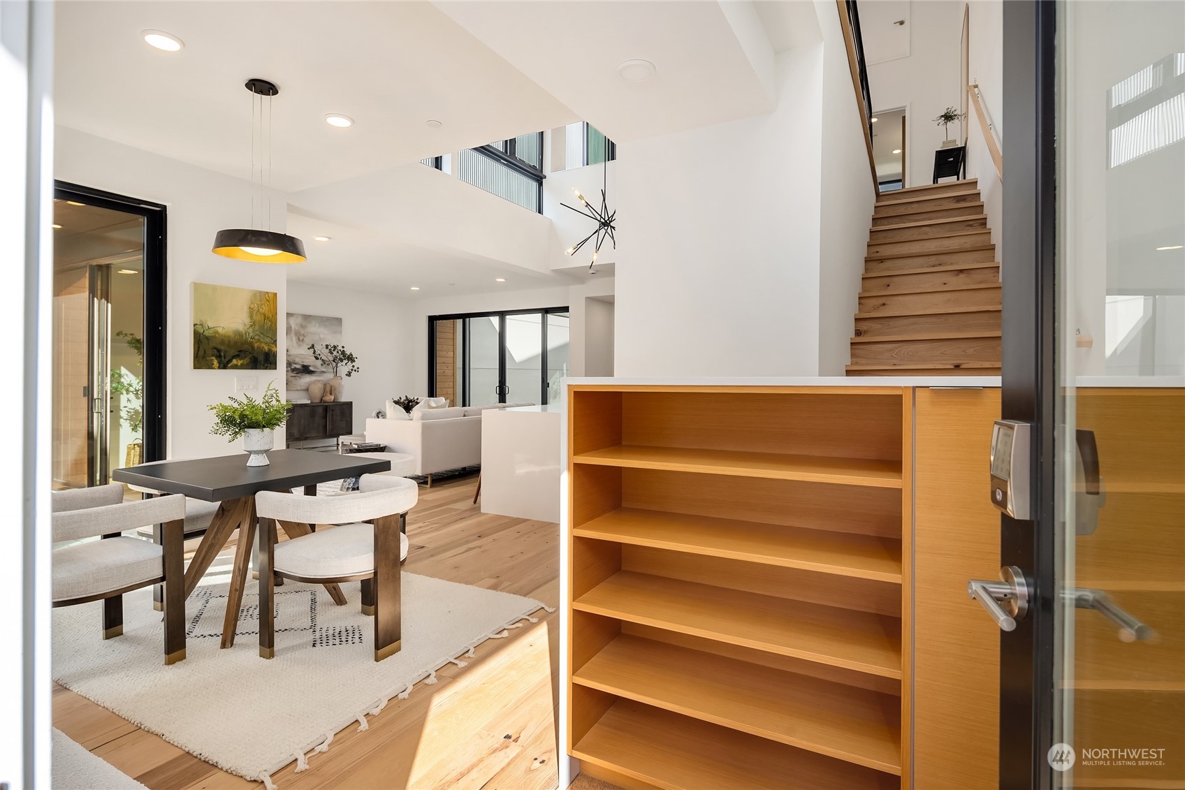 230 Canopy Path NW
