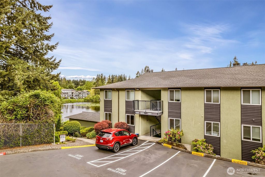 Photo of 615 75th Street SE #C-44, Everett, WA 98203 (MLS # 2380998)