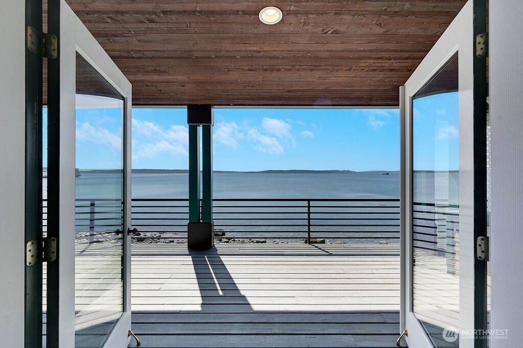 Photo of 1633 Water Street #3, Port Townsend, WA 98368 (MLS # 2554146)