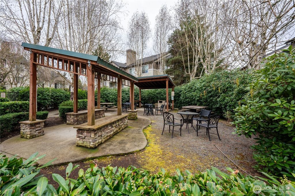 listing image 9362148521060756941