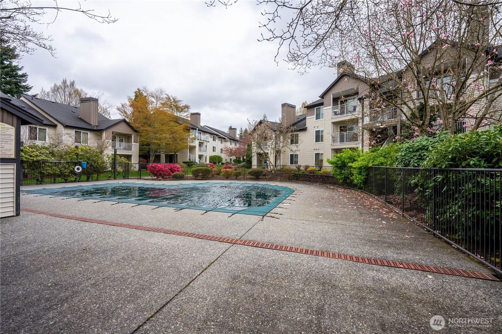 listing image 9366126170162966102