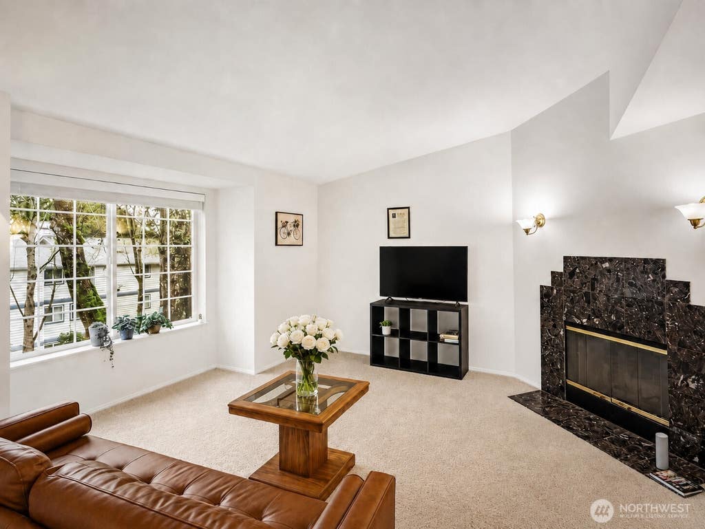 Photo of 8653 Avondale Rd Rd NE #D208, Redmond, WA 98052 (MLS # 2570520)