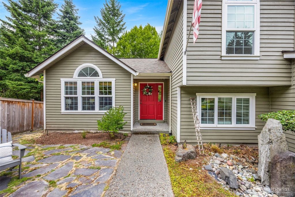 Photo of 17829 149th Avenue NE, Woodinville, WA 98072 (MLS # 2430706)