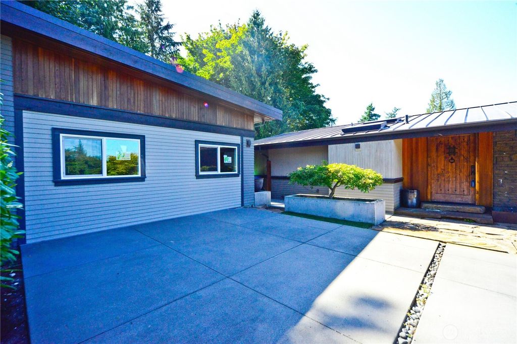 Photo of 11809 NE 74th Street #1-3, Kirkland, WA 98033 (MLS # 2436164)
