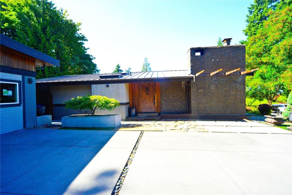 Photo of 11809 NE 74th Street #1-3, Kirkland, WA 98033 (MLS # 2436164)
