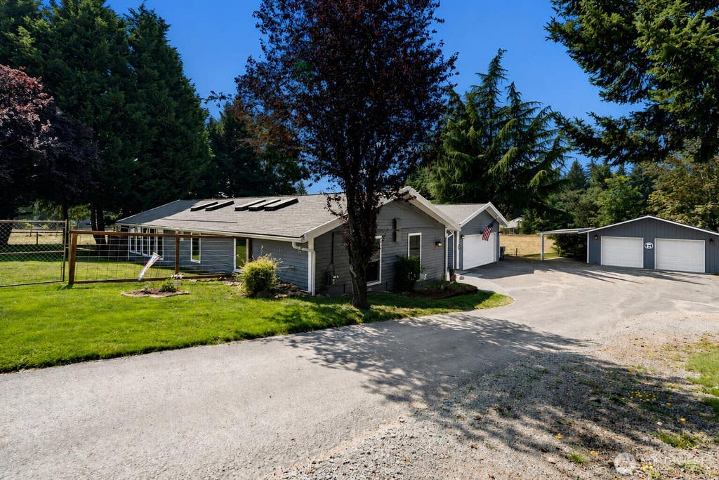 Photo of 22514 145th Avenue E, Graham, WA 98338 (MLS # 2571906)