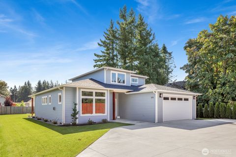 Photo of 515 17th Street, Lynden, WA 98264 (MLS # 2418281)