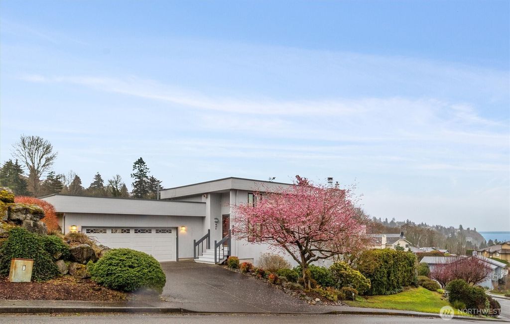 Photo of 505 S Marine Hills Way, Federal Way, WA 98003 (MLS # 2487991)