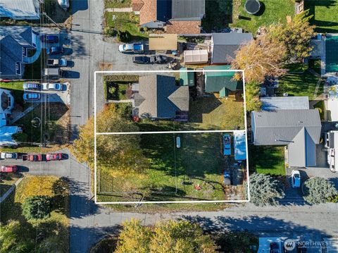 Photo of 145 N Harris Avenue, Manson, WA 98831 (MLS # 2454793)