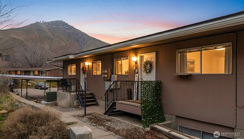 Photo of 1815 Number 2 Canyon Rd. Rd #53, Wenatchee, WA 98801 (MLS # 2470222)