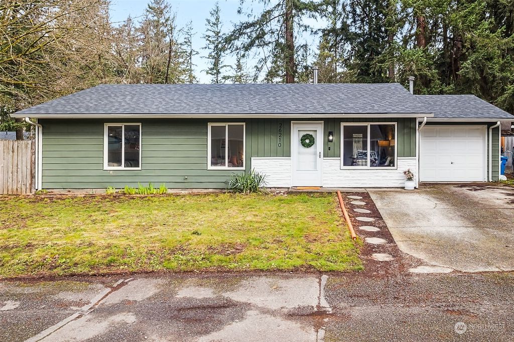 Photo of 26210 195th Place SE, Covington, WA 98042 (MLS # 2187689)