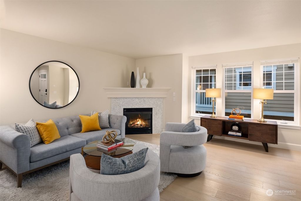 Photo of 5509 B 26th Avenue NE, Seattle, WA 98105 (MLS # 2054740)