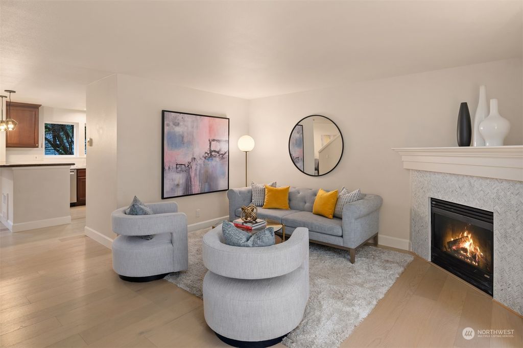 Photo of 5509 B 26th Avenue NE, Seattle, WA 98105 (MLS # 2054740)