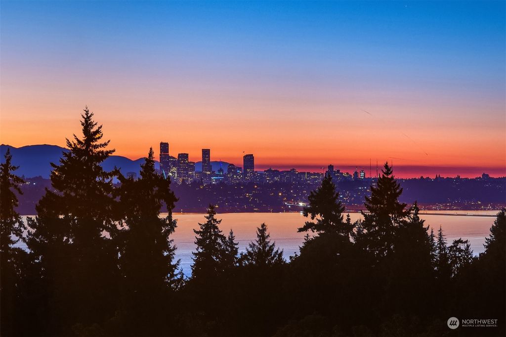 Photo of 5011 88th Avenue SE, Mercer Island, WA 98040 (MLS # 2164354)