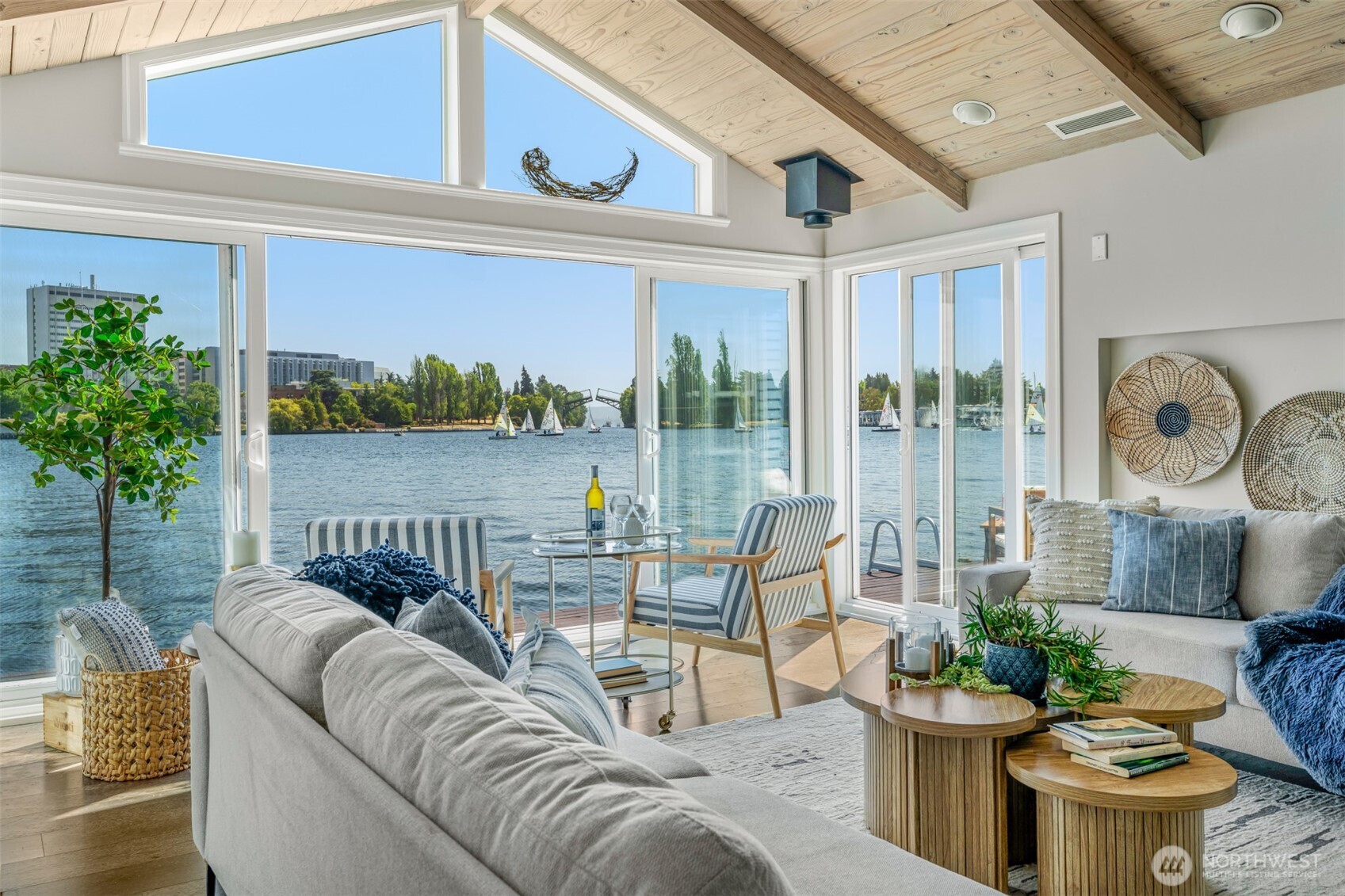 1212 E Shelby Street 5