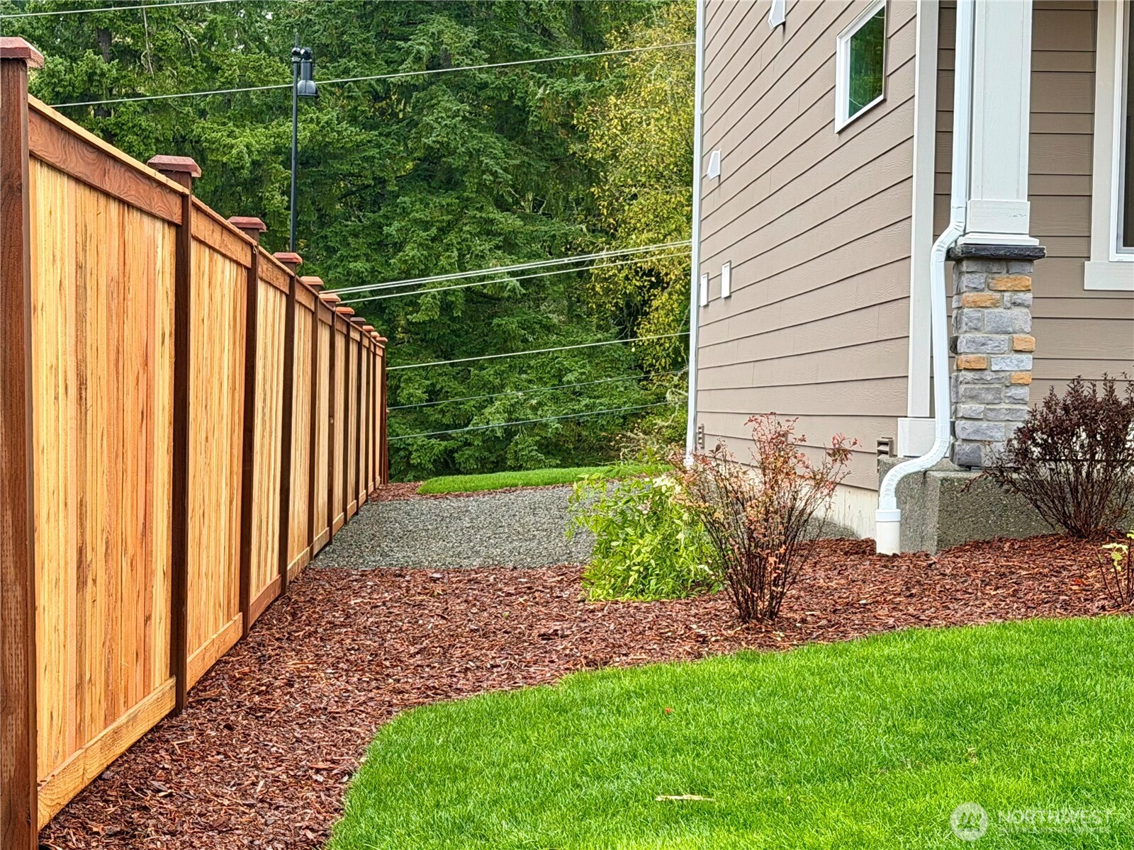 17529 NE Midnight Sun Loop