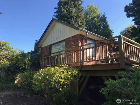 Photo of 3222 30th Avenue W, Seattle, WA 98199 (MLS # 2574266)