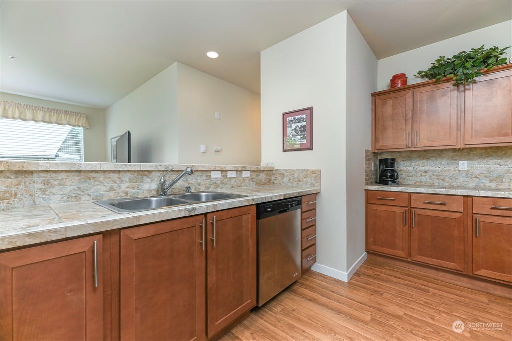 Photo of 1900 Weaver Road #K102, Snohomish, WA 98290 (MLS # 2275519)