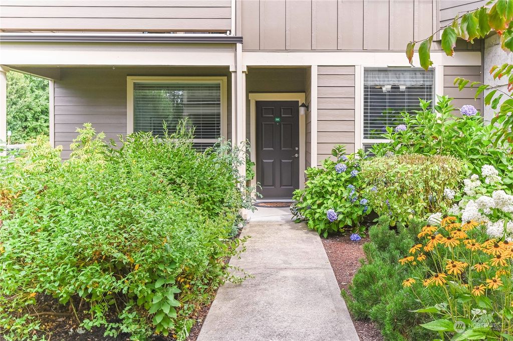 Photo of 1900 Weaver Road #K102, Snohomish, WA 98290 (MLS # 2275519)
