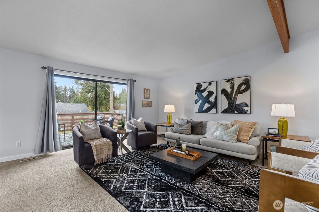 Photo of 17545 12th Avenue NE, Shoreline, WA 98155 (MLS # 2481317)