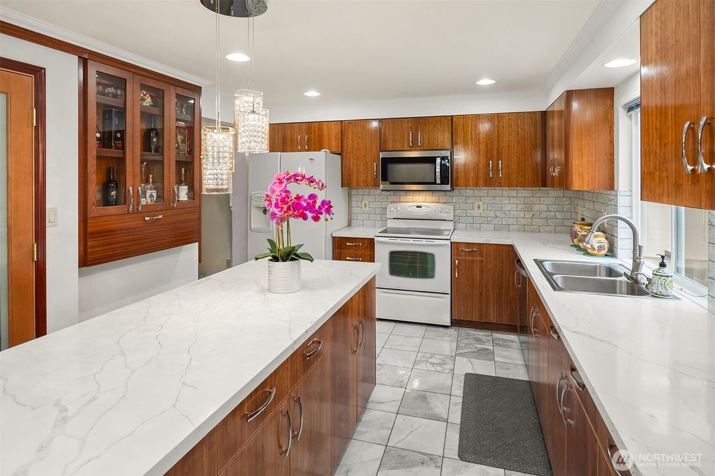 Photo of 11426 81st Place S, Seattle, WA 98178 (MLS # 2522717)
