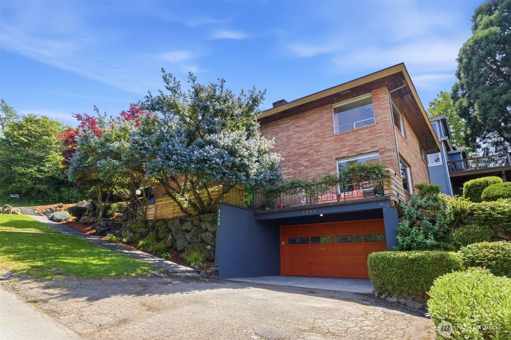 Photo of 2803 S Walker Street, Seattle, WA 98144 (MLS # 2529187)