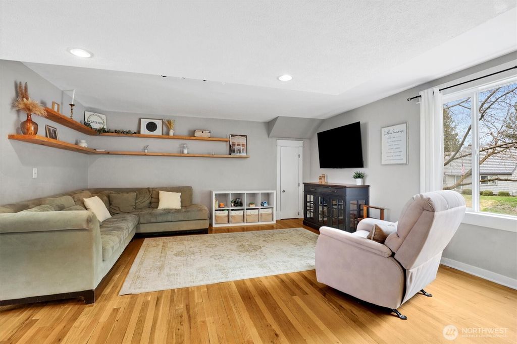 Photo of 2819 W Olympic Avenue, Spokane, WA 99205 (MLS # 2477017)