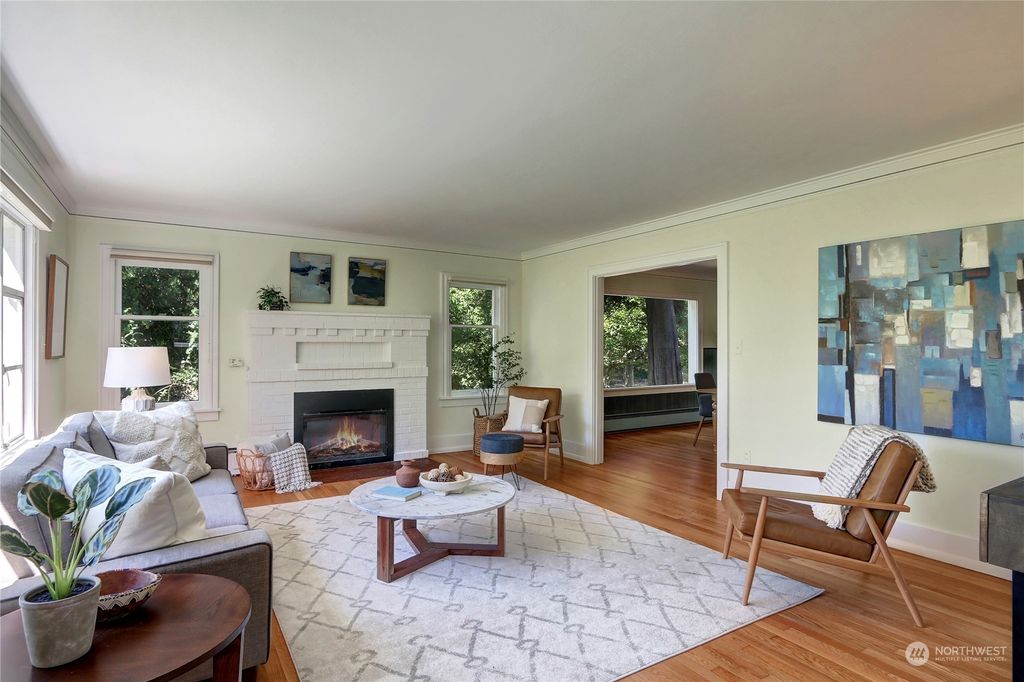 Photo of 7228 6th Avenue NW, Seattle, WA 98117 (MLS # 2134861)