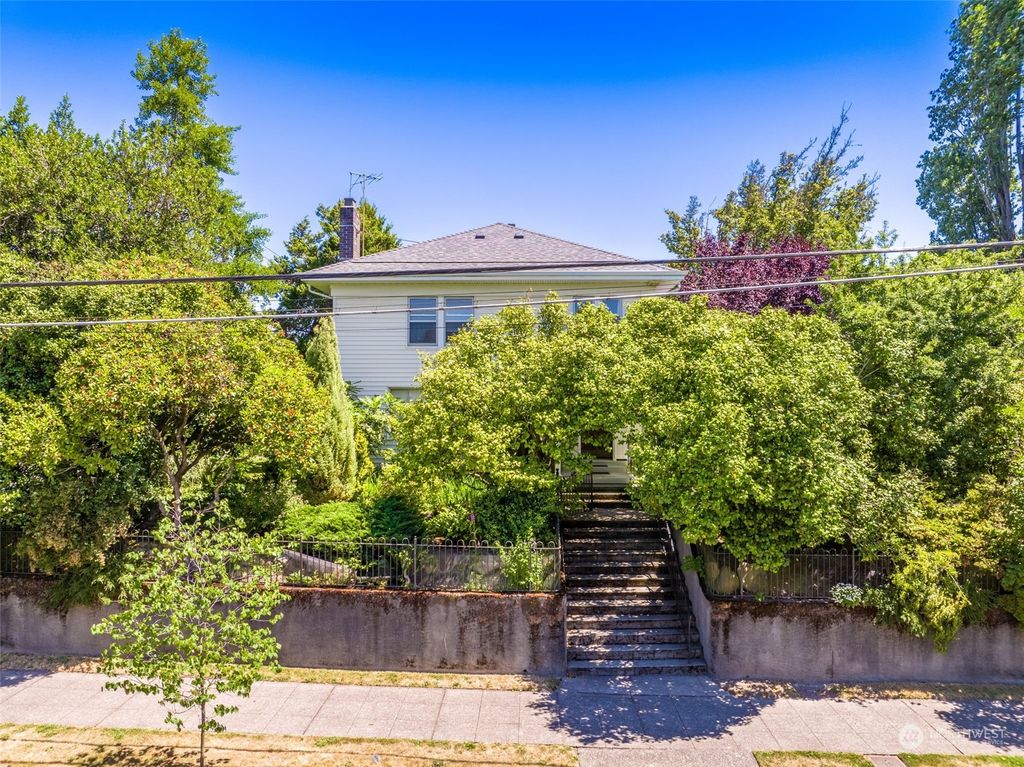 Photo of 7228 6th Avenue NW, Seattle, WA 98117 (MLS # 2134861)