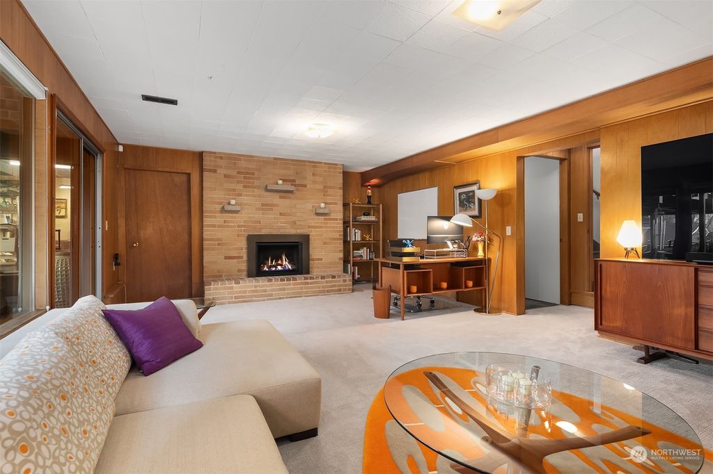 listing image 9365283423483983100