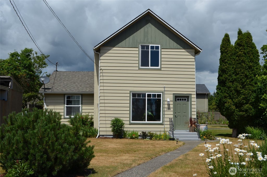Photo of 1934 Somerset Street, Ferndale, WA 98248 (MLS # 2575161)