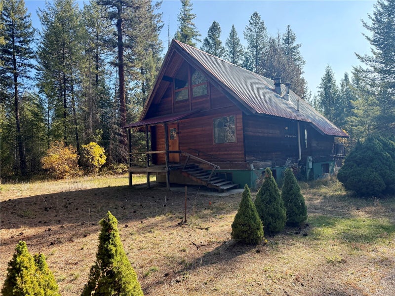 12 Twin Lakes Homes Road