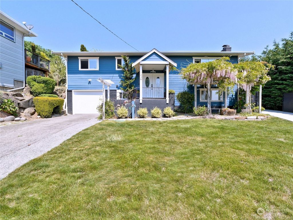 Photo of 7430 S 129th Street, Seattle, WA 98178 (MLS # 2067632)