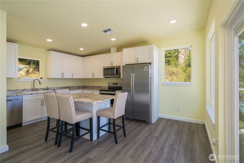 9064 S Lakeshore Rd.