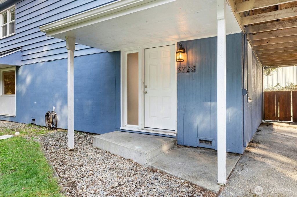 Photo of 5726 5728 Tracyton Boulevard NW, Bremerton, WA 98311 (MLS # 2494422)