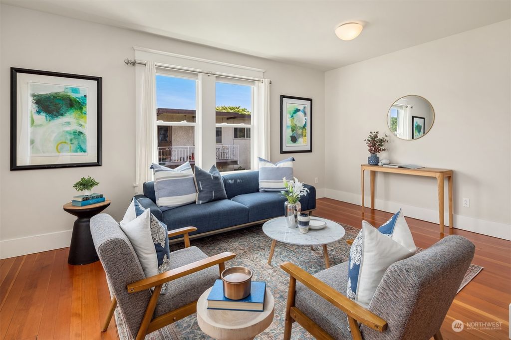 Photo of 4420 Dayton Avenue N #7, Seattle, WA 98103 (MLS # 2237762)