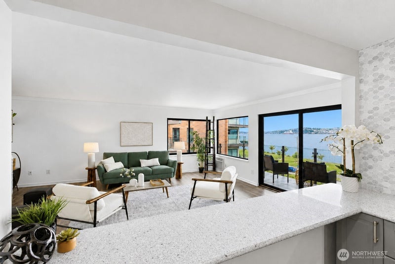 1737 Harbor Avenue S-306