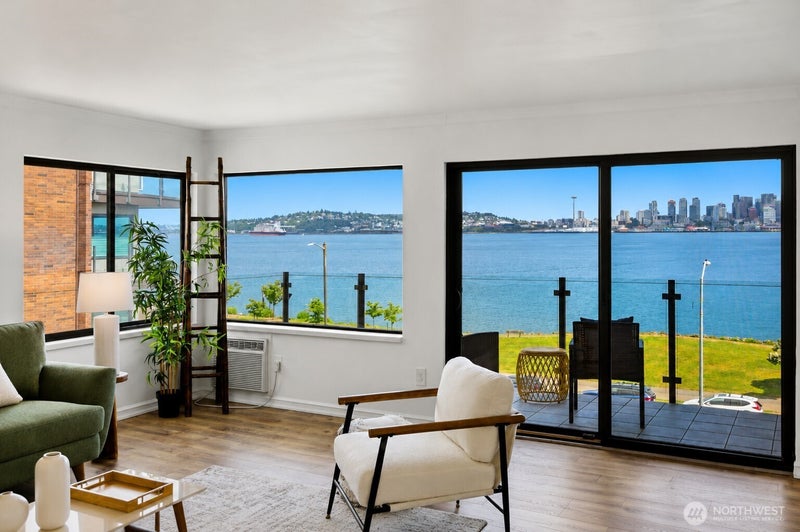 1737 Harbor Avenue S-306