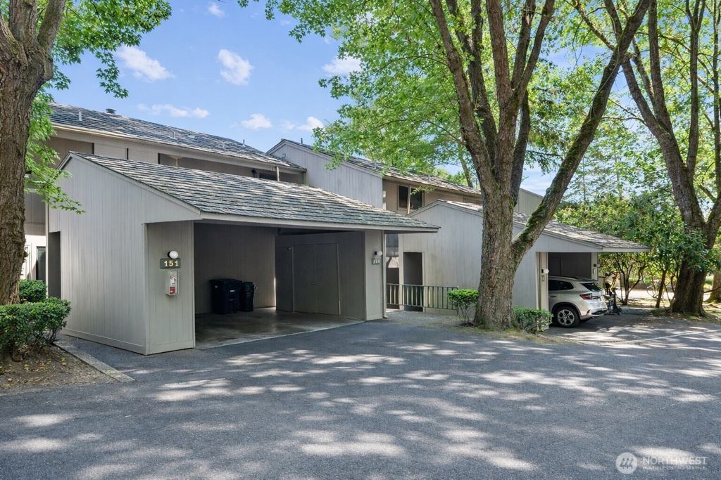 Photo of 13932 NE 60th Street #150, Redmond, WA 98052 (MLS # 2526420)