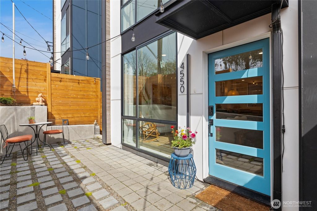 Photo of 4550 33rd Avenue S, Seattle, WA 98118 (MLS # 2355697)