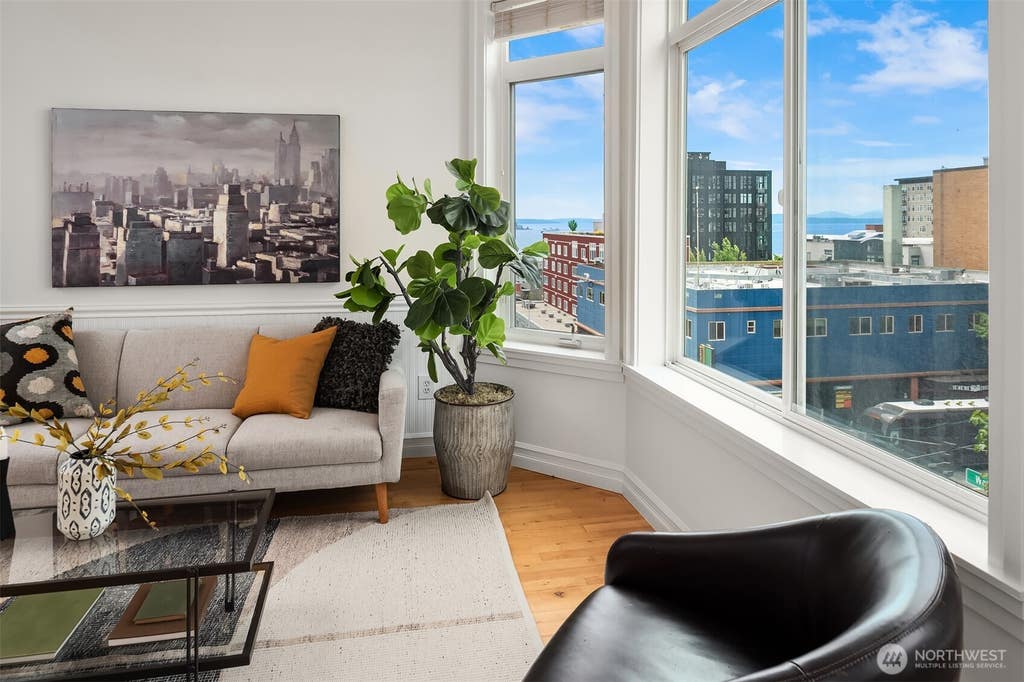 Photo of 2414 1st Avenue #507, Seattle, WA 98121 (MLS # 2545614)