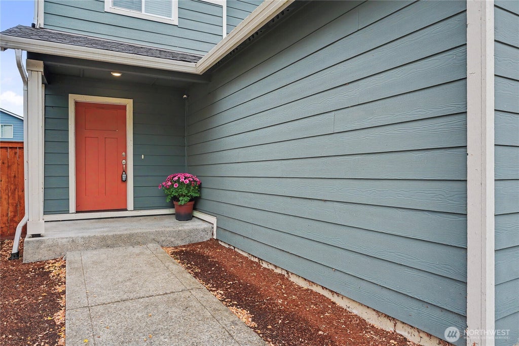 Photo of 9118 Lady Slipper Street SE, Tumwater, WA 98501 (MLS # 2583214)