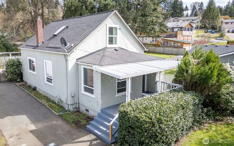 Photo of 1219 21st Street SE, Puyallup, WA 98372 (MLS # 2501064)